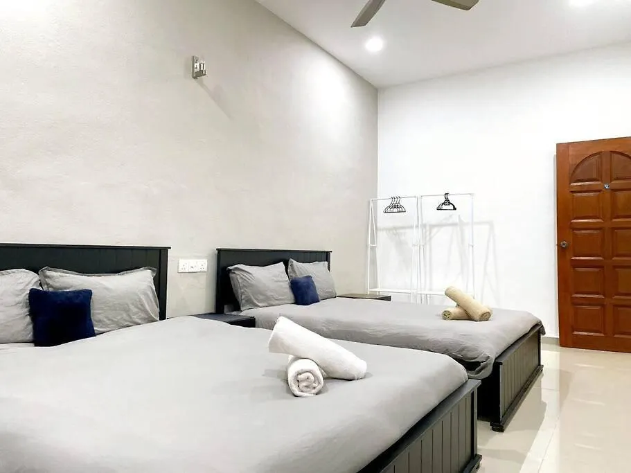 Modern Cozy Sweet House 4 Room 10Pax@Alma Bm Bukit Mertajam Holiday home