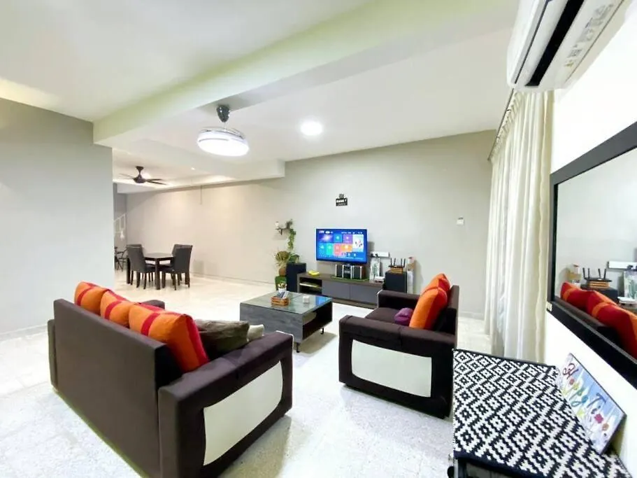 Holiday home Modern Cozy Sweet House 4 Room 10Pax@Alma Bm Bukit Mertajam Malaysia