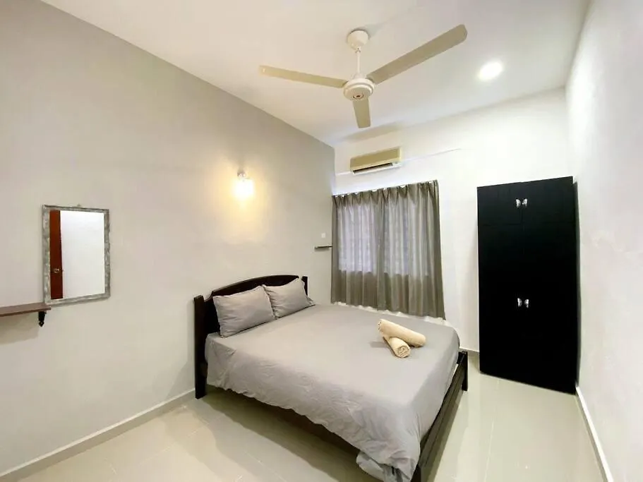 Modern Cozy Sweet House 4 Room 10Pax@Alma Bm Bukit Mertajam