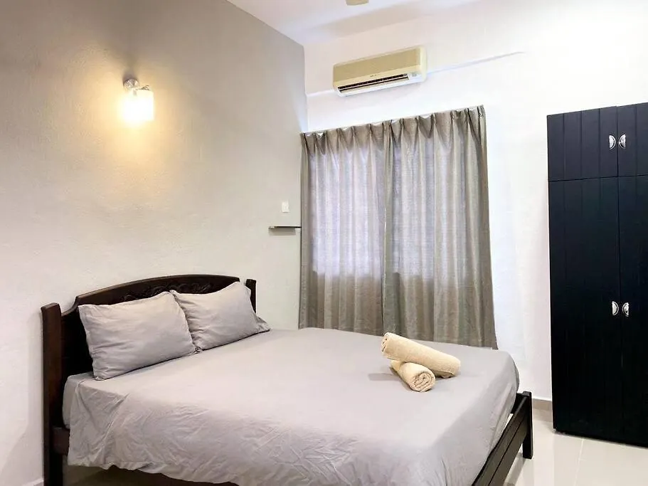 Modern Cozy Sweet House 4 Room 10Pax@Alma Bm Bukit Mertajam Holiday home