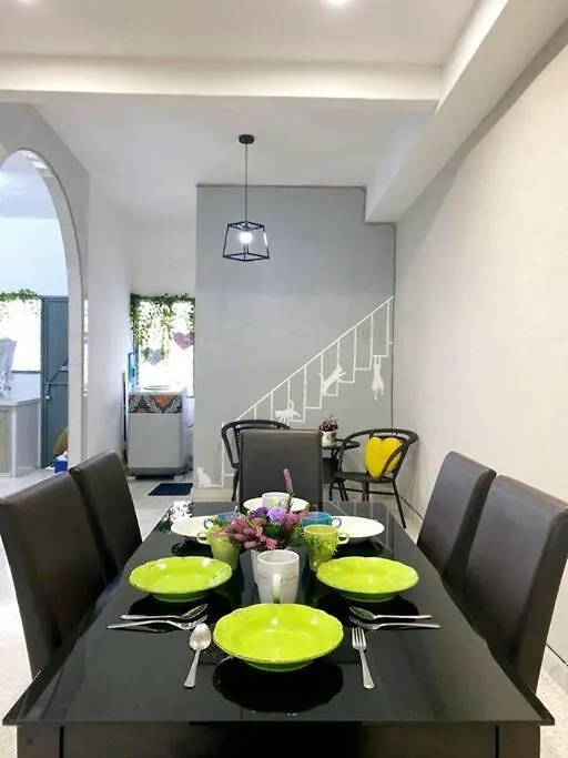 Hébergement de vacances Modern Cozy Sweet House 4 Room 10Pax@Alma Bm Bukit Mertajam Malaisie